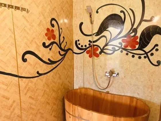 Deluxe Tek Büyük Yataklı Oda, Bahçe Manzaralı