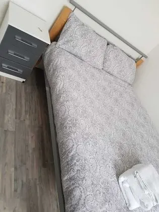 Comfort Tek Büyük Yataklı Oda