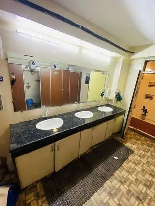 Executive Ortak Ranzalı Oda, Karma Ranzalı Oda, Sigara İçilmez, Balkon