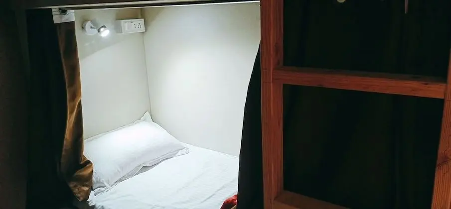 Executive Ortak Ranzalı Oda, Karma Ranzalı Oda, Sigara İçilmez, Balkon