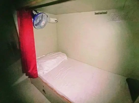 Executive Ortak Ranzalı Oda, Karma Ranzalı Oda, Sigara İçilmez, Balkon