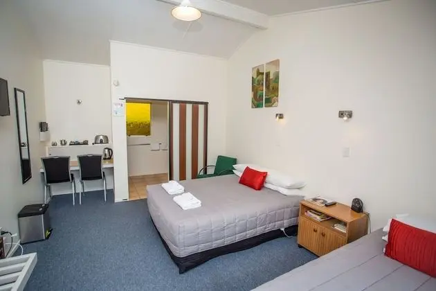 Standard Oda, Sigara İçilmez (Studio 2 sleeps up to 3)