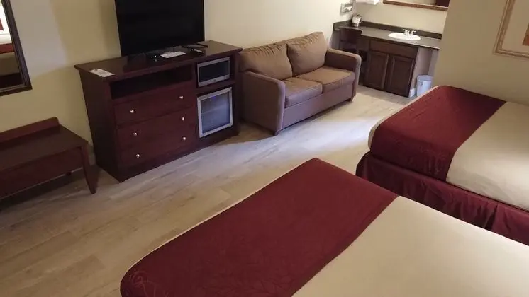 Superior Oda, Sigara İçilmez (2 Queens and Sofabed)