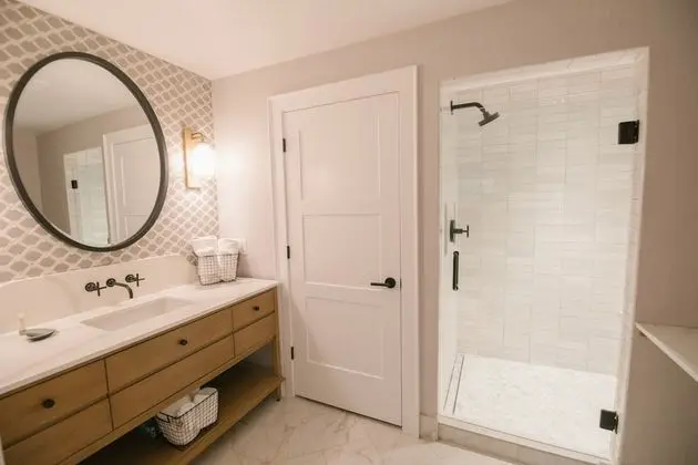 Standard Oda, 2 Büyük (Queen) Boy Yatak (Double Queen Room)