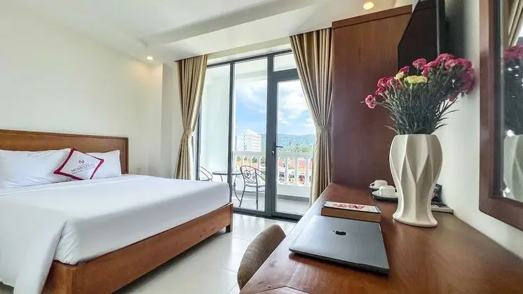 Superior Oda, Balkon, Şehir Manzaralı