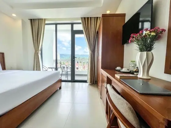 Superior Oda, Balkon, Şehir Manzaralı