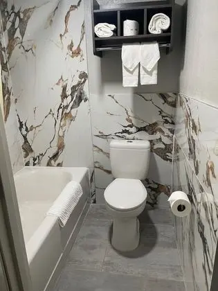 Deluxe Oda, 2 Büyük (Queen) Boy Yatak