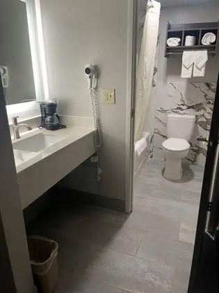 Deluxe Oda, 2 Büyük (Queen) Boy Yatak