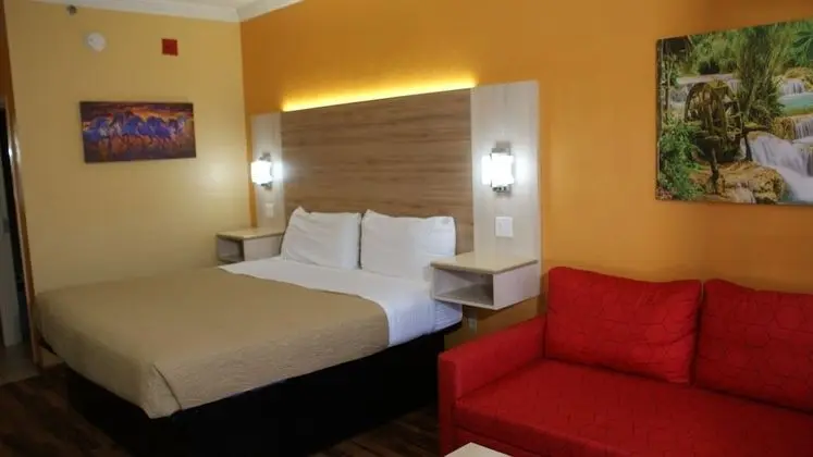 Oda, 1 En Büyük (King) Boy Yatak, Engellilere Uygun, Sigara İçilmez