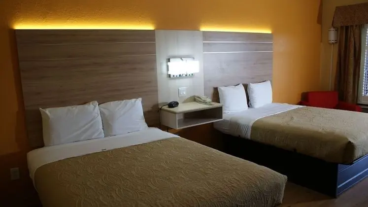 Oda, 2 Büyük (Queen) Boy Yatak, Sigara İçilmez