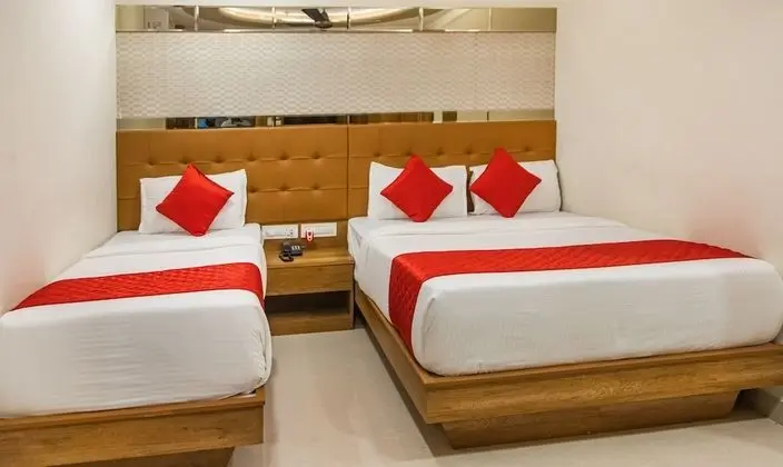 Deluxe Üç Kişilik Oda