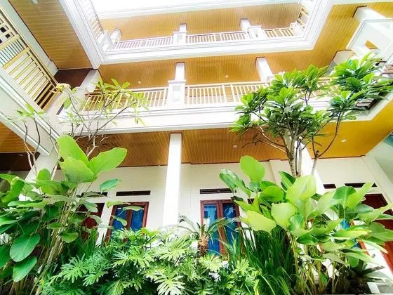 Deluxe Tek Büyük Yataklı Oda, 1 Yatak Odası, Sigara İçilmez, Bahçe Manzaralı