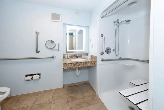 Stüdyo, 1 En Büyük (King) Boy Yatak, Engellilere Uygun (Roll-In Shower, Smoke Free)