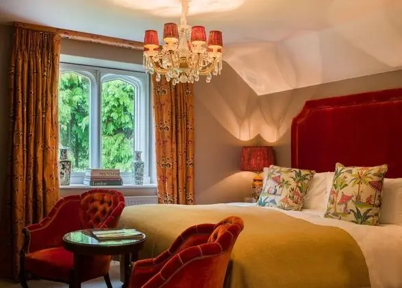 Deluxe King or Twin Room