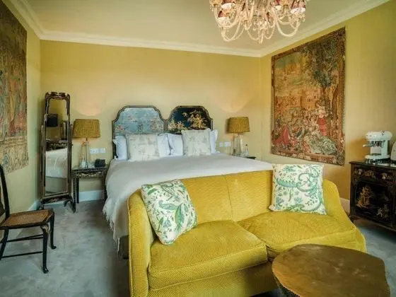 Deluxe King or Twin Room