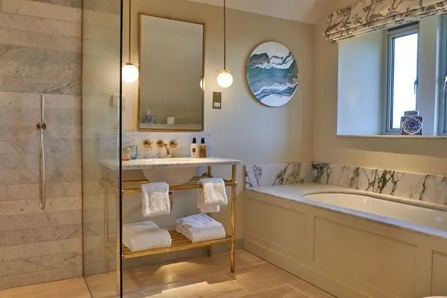 Mews Junior Suite
