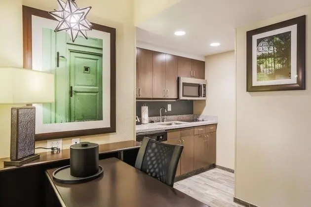 The Charleston Suite