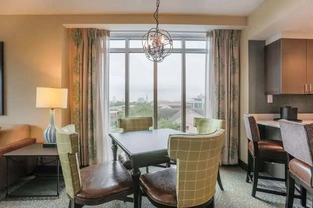 The Charleston Suite