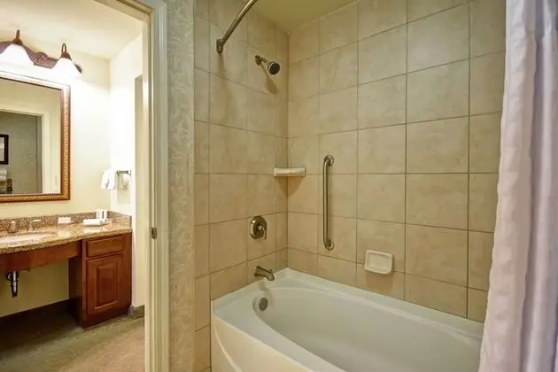 1 Bedroom Suite, 2 Queen Beds with Sofa Bed, Non Smoking