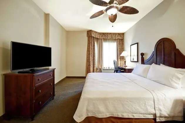 2 Bedroom Suite, Accessible (Tub), Non Smoking