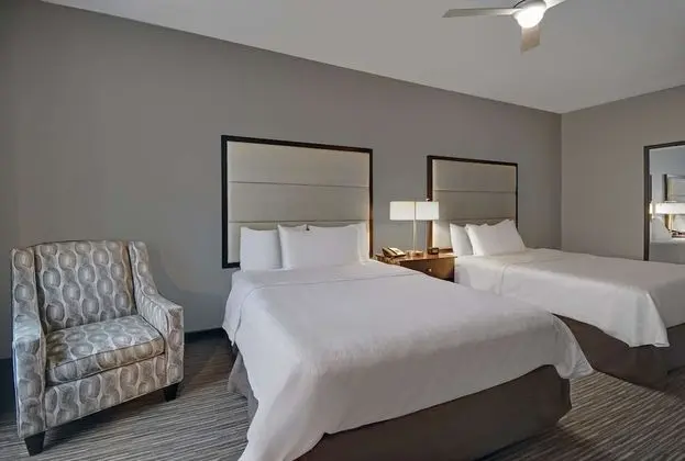 Süit, 2 Yatak Odası (1 King Bed, 2 Queen Beds)