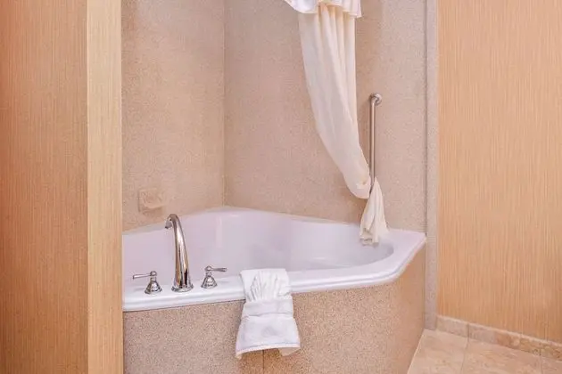 Süit, Sigara İçilmez, Balkon