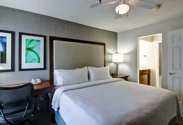 Standard Süit (2 Double Beds with Sofa Bed)