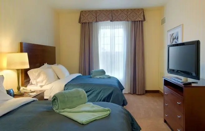 One Bedroom Suite Two Queens, Non-Smoking
