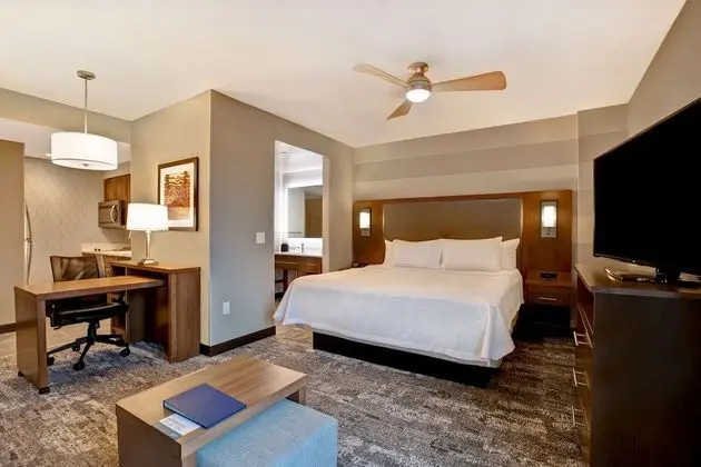ADA (Hearing) Studio, 1 King Bed