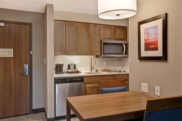 One Bedroom Suite. 2 Queen Beds, Non Smoking