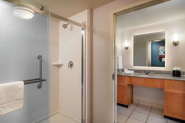 Süit, 2 Çift Kişilik Yatak, Engellilere Uygun (Hearing)