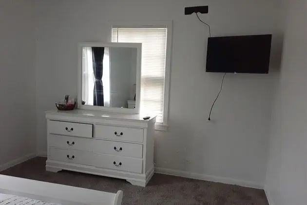 Ev (Homey 2-bedroom in Waco)