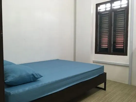 Standard Tek Büyük Yataklı Oda (Share Bathroom)