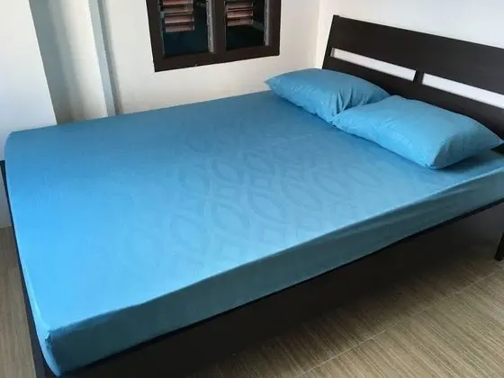 Standard Tek Büyük Yataklı Oda (Share Bathroom)