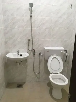 Standard Tek Büyük Yataklı Oda (Share Bathroom)