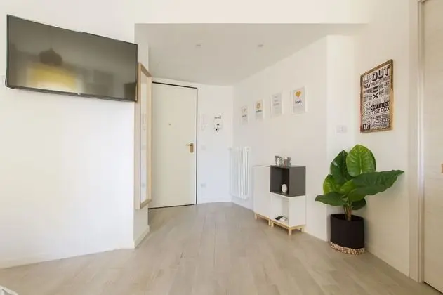 Premium Apart Daire (Yellow)