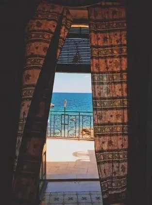 Ortak Ranzalı Oda, Plaj Manzaralı