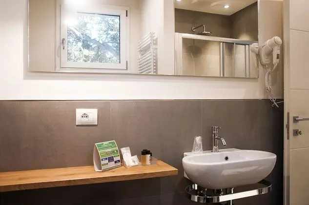 Deluxe Tek Büyük Yataklı Oda, 1 Büyük (Queen) Boy Yatak, Sigara İçilmez, Şehir Manzaralı (M deluxe)