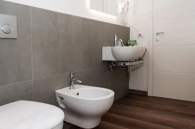 Süit, 1 En Büyük (King) Boy Yatak ve Çekyat, Sigara İçilmez, Şehir Manzaralı