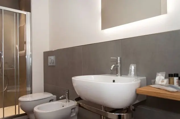 Süit, 1 En Büyük (King) Boy Yatak ve Çekyat, Sigara İçilmez, Şehir Manzaralı