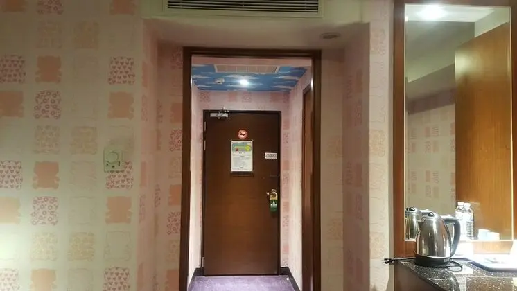 Classic Tek Büyük Yataklı Oda