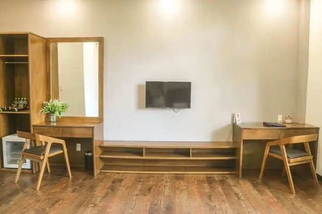 Deluxe Dört Kişilik Oda, Bahçe Manzaralı