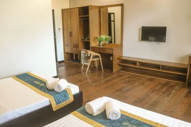 Deluxe Dört Kişilik Oda, Bahçe Manzaralı