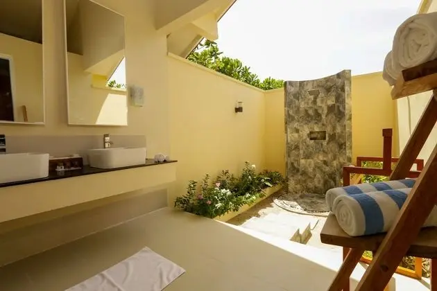 Superior Oda (Beach Bungalow)