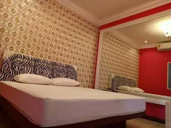 VIP Room with Jacuzzi