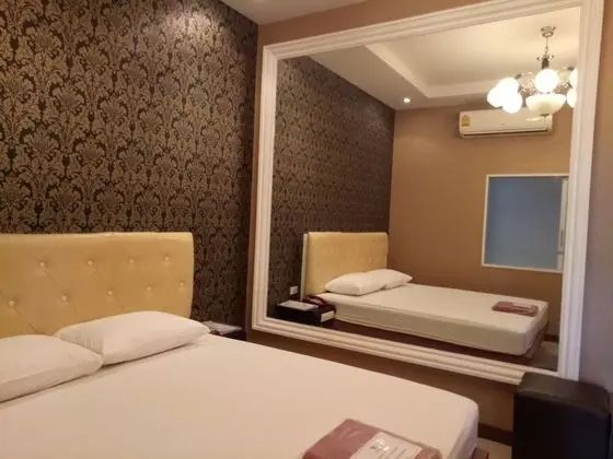 VIP Room with Jacuzzi