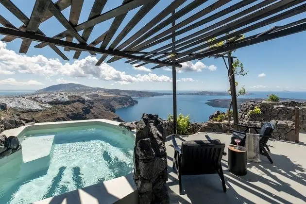 Honeymoon Süit (with Jetted Tub)
