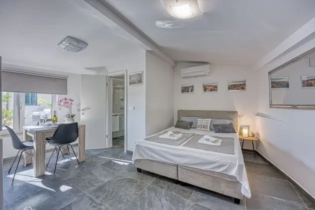 Family Stüdyo, 1 Çift Kişilik Yatak, Dağ Manzaralı, Dağ Yamacı (Honeymoon Suite Črni Kal)