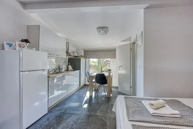 Family Stüdyo, 1 Çift Kişilik Yatak, Dağ Manzaralı, Dağ Yamacı (Honeymoon Suite Črni Kal)