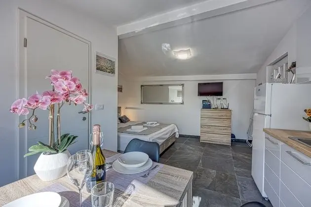 Family Stüdyo, 1 Çift Kişilik Yatak, Dağ Manzaralı, Dağ Yamacı (Honeymoon Suite Črni Kal)